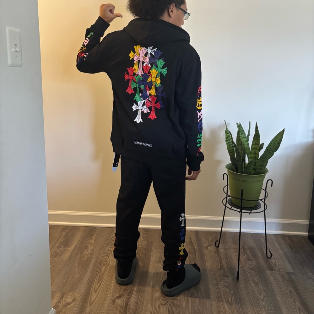 Meet your Posher, Hustle